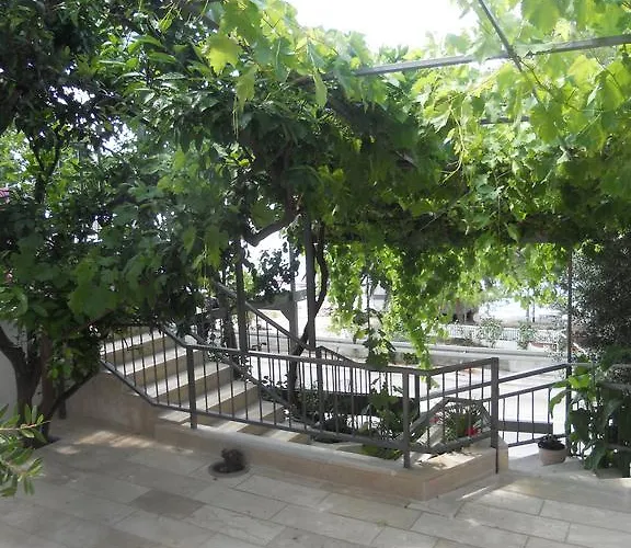 Nela Apartamento Jesenice (Split-Dalmatia)