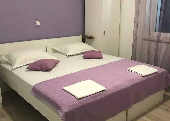 Nela Apartamento Jesenice (Split-Dalmatia)
